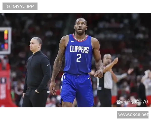 小卡主动要求下场膝盖遭科林斯重击引发关注